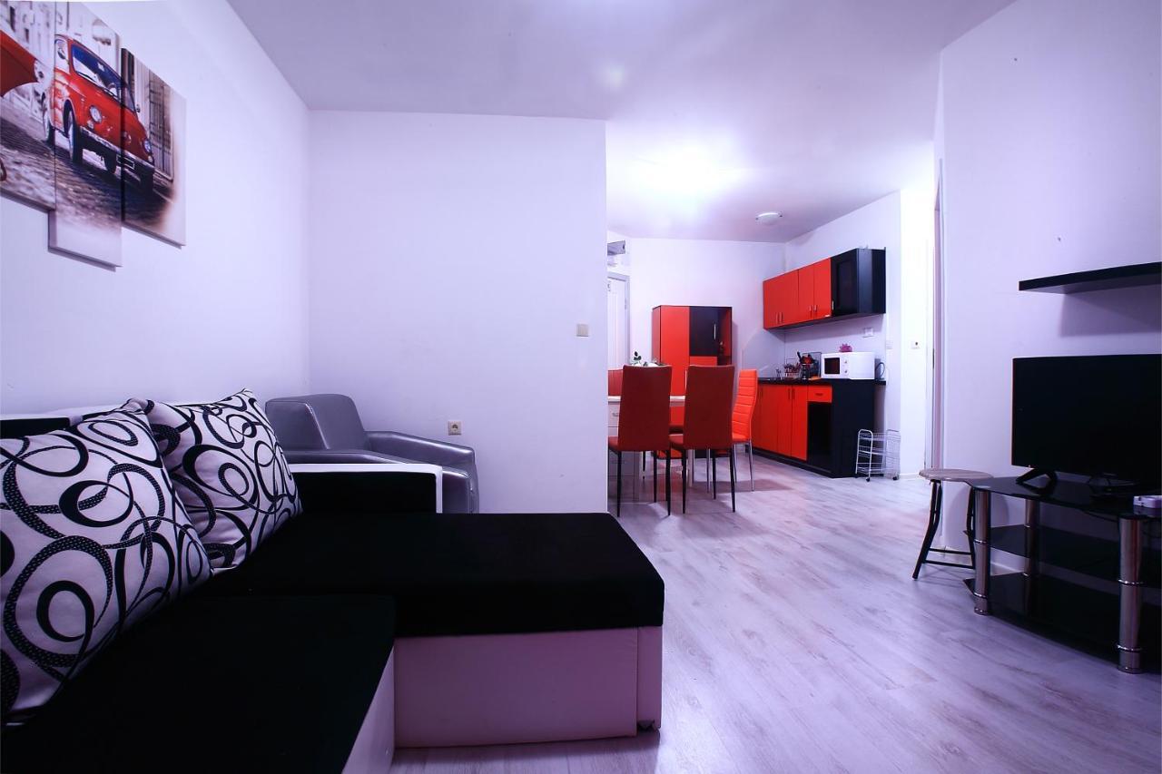 בלצ'יק Modern Delux Apartments In Flowers&Pool Private Complex מראה חיצוני תמונה