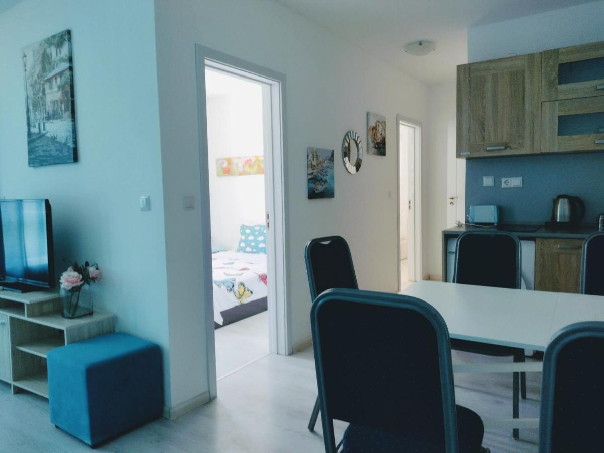 בלצ'יק Modern Delux Apartments In Flowers&Pool Private Complex מראה חיצוני תמונה