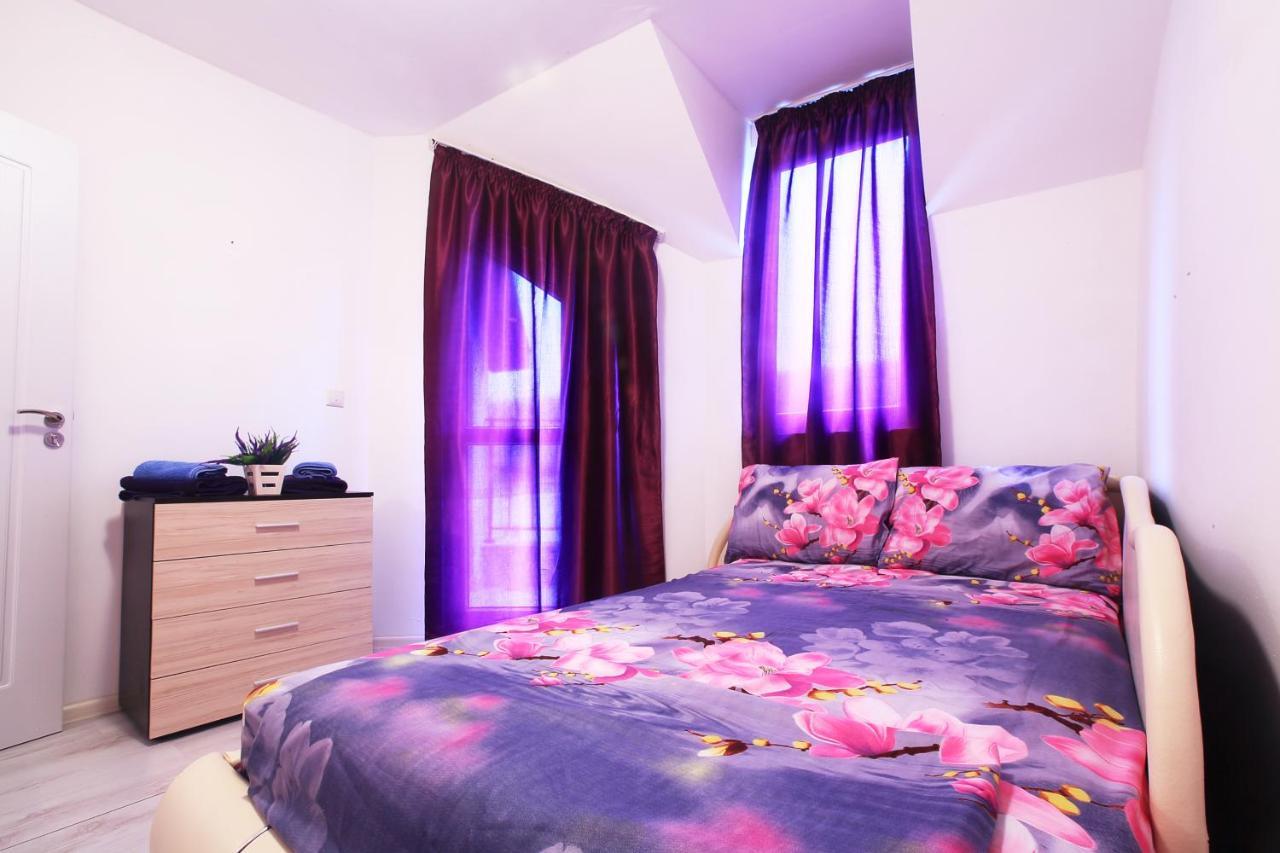בלצ'יק Modern Delux Apartments In Flowers&Pool Private Complex מראה חיצוני תמונה