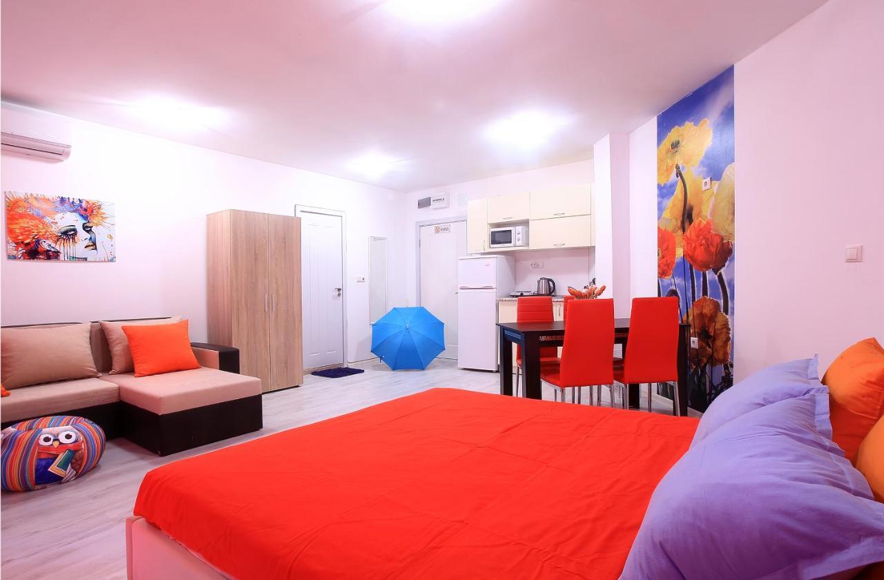 בלצ'יק Modern Delux Apartments In Flowers&Pool Private Complex מראה חיצוני תמונה