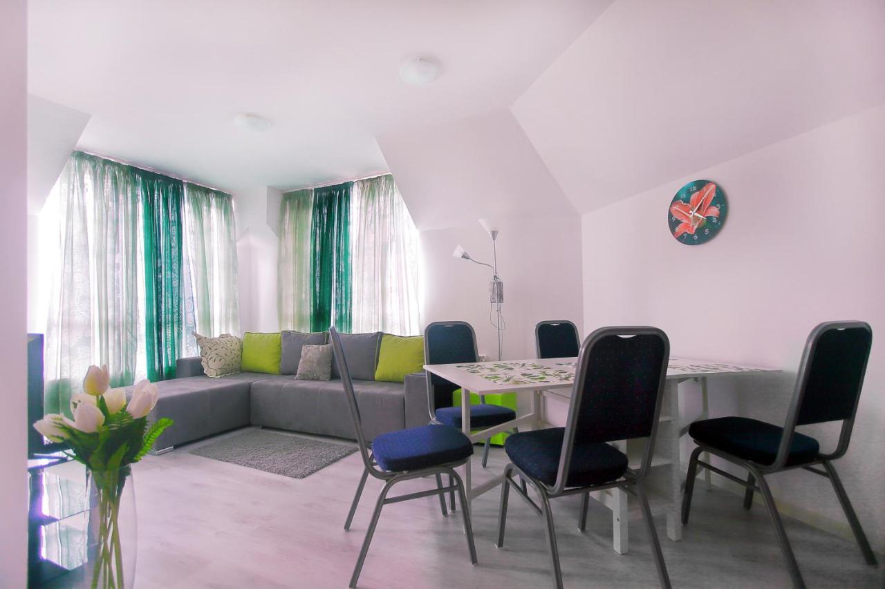 בלצ'יק Modern Delux Apartments In Flowers&Pool Private Complex מראה חיצוני תמונה