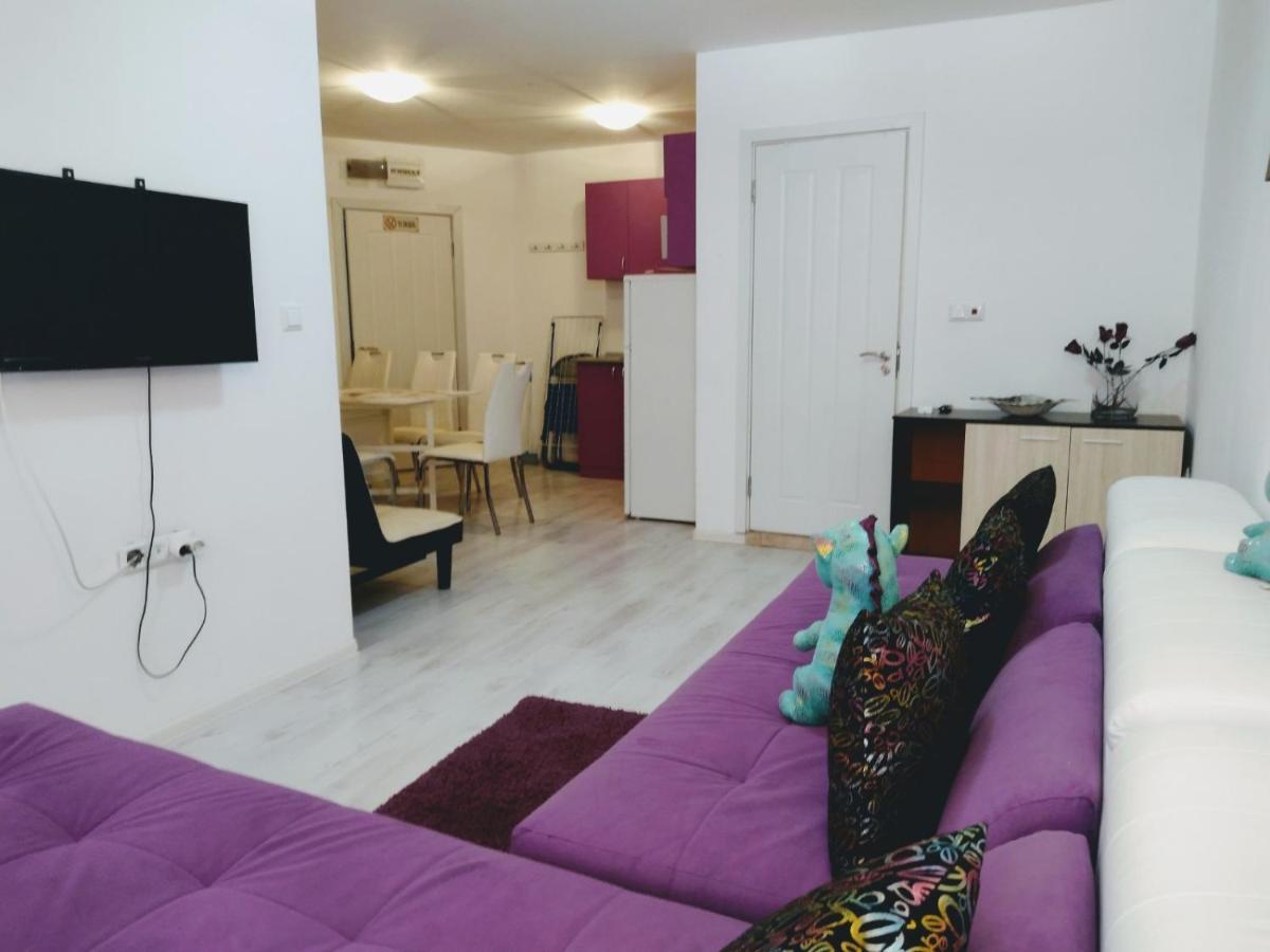 בלצ'יק Modern Delux Apartments In Flowers&Pool Private Complex מראה חיצוני תמונה